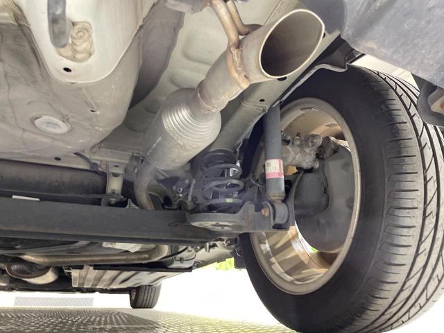 スイフト ハイブリッドＭＬ　ＳＤナビ　バックカメラ　衝突被害軽減システム　禁煙車　シートヒーター　ドラレコ　スマートキー　ＬＥＤヘッド　ＥＴＣ　オートライト　オートエアコン　Ｂｌｕｅｔｏｏｔｈ　ＣＤ（20枚目）