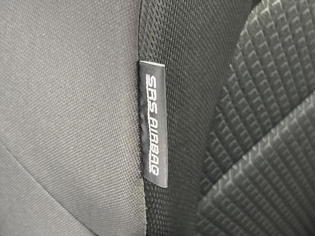 スイフト ハイブリッドＭＬ　ＳＤナビ　バックカメラ　衝突被害軽減システム　禁煙車　シートヒーター　ドラレコ　スマートキー　ＬＥＤヘッド　ＥＴＣ　オートライト　オートエアコン　Ｂｌｕｅｔｏｏｔｈ　ＣＤ（42枚目）