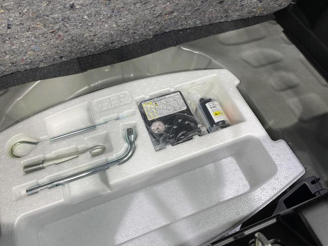 スイフト ハイブリッドＭＬ　ＳＤナビ　バックカメラ　衝突被害軽減システム　禁煙車　シートヒーター　ドラレコ　スマートキー　ＬＥＤヘッド　ＥＴＣ　オートライト　オートエアコン　Ｂｌｕｅｔｏｏｔｈ　ＣＤ（50枚目）