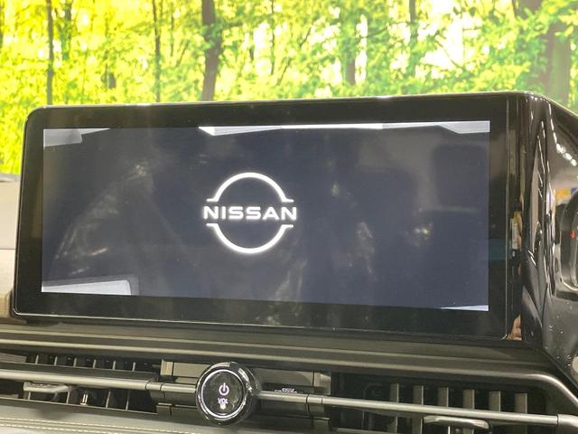 セレナ ｅ－パワー　ハイウェイスターＶ　登録済未使用車　純正１２型ナビ　アラウンドビューモニター　レーダークルーズ　コーナーセンサー　スマートキー　ＬＥＤヘッド　ＥＴＣ２．０　純正１６インチアルミ　オートハイビーム　車線逸脱警報（3枚目）