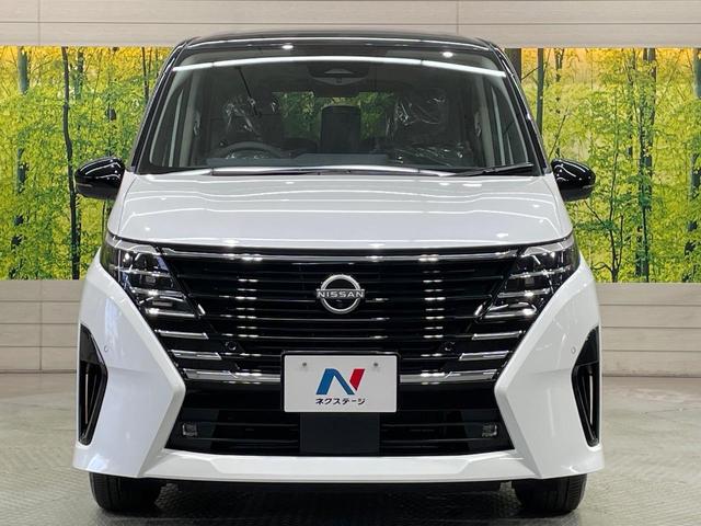 セレナ ｅ－パワー　ハイウェイスターＶ　登録済未使用車　純正１２型ナビ　アラウンドビューモニター　レーダークルーズ　コーナーセンサー　スマートキー　ＬＥＤヘッド　ＥＴＣ２．０　純正１６インチアルミ　オートハイビーム　車線逸脱警報（15枚目）