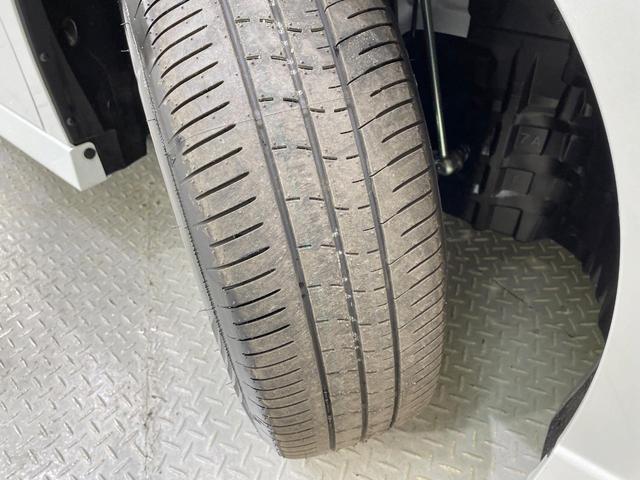 セレナ ｅ－パワー　ハイウェイスターＶ　登録済未使用車　純正１２型ナビ　アラウンドビューモニター　レーダークルーズ　コーナーセンサー　スマートキー　ＬＥＤヘッド　ＥＴＣ２．０　純正１６インチアルミ　オートハイビーム　車線逸脱警報（27枚目）