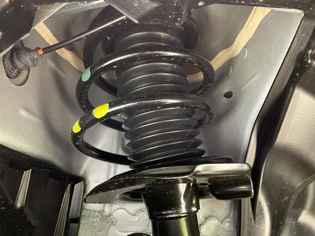 セレナ ｅ－パワー　ハイウェイスターＶ　登録済未使用車　純正１２型ナビ　アラウンドビューモニター　レーダークルーズ　コーナーセンサー　スマートキー　ＬＥＤヘッド　ＥＴＣ２．０　純正１６インチアルミ　オートハイビーム　車線逸脱警報（28枚目）