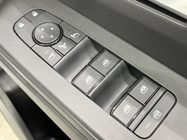 セレナ ｅ－パワー　ハイウェイスターＶ　登録済未使用車　純正１２型ナビ　アラウンドビューモニター　レーダークルーズ　コーナーセンサー　スマートキー　ＬＥＤヘッド　ＥＴＣ２．０　純正１６インチアルミ　オートハイビーム　車線逸脱警報（31枚目）