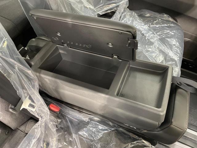 セレナ ｅ－パワー　ハイウェイスターＶ　登録済未使用車　純正１２型ナビ　アラウンドビューモニター　レーダークルーズ　コーナーセンサー　スマートキー　ＬＥＤヘッド　ＥＴＣ２．０　純正１６インチアルミ　オートハイビーム　車線逸脱警報（52枚目）