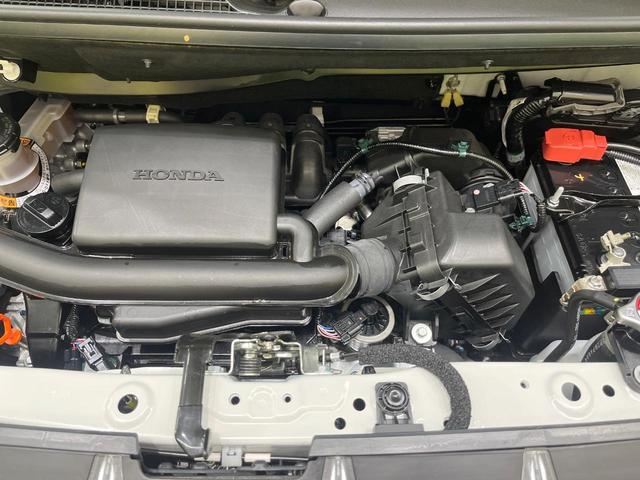 Ｎ－ＢＯＸカスタム コーディネートスタイル　純正８型ナビ　両側電動スライド　衝突軽減装置　ドラレコ　ＥＴＣ　アダプティブクルーズ　衝突軽減装置　ＬＥＤヘッドライト　シートヒーター　オートエアコン　スマートキー　プッシュスタート　サンシェード（18枚目）