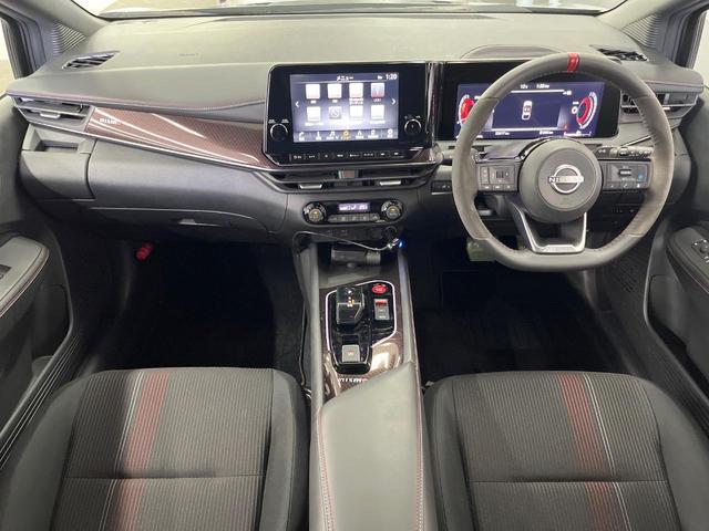 オーラ ニスモ　純正９型ナビ　全周囲カメラ　衝突軽減　プロパイロット　禁煙車　ドラレコ　コーナーセンサー　スマートキー　ＬＥＤヘッド　ビルトインＥＴＣ　純正１７インチアルミ　オートハイビーム　オートライト（2枚目）