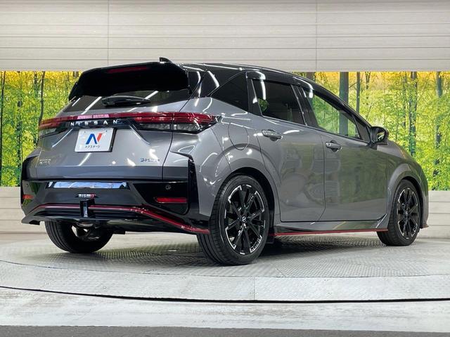 オーラ ニスモ　純正９型ナビ　全周囲カメラ　衝突軽減　プロパイロット　禁煙車　ドラレコ　コーナーセンサー　スマートキー　ＬＥＤヘッド　ビルトインＥＴＣ　純正１７インチアルミ　オートハイビーム　オートライト（17枚目）