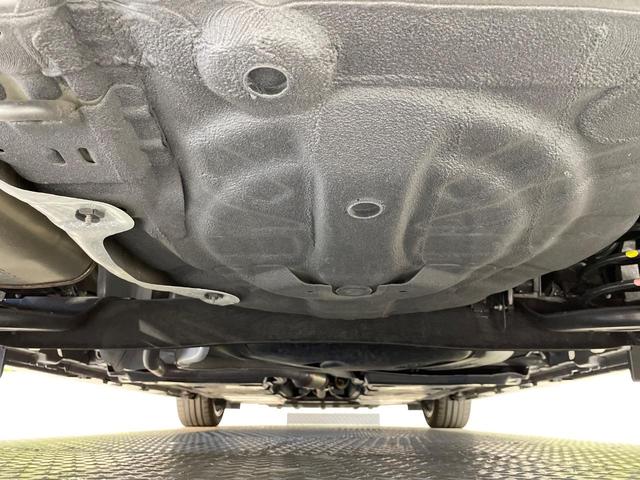 オーラ ニスモ　純正９型ナビ　全周囲カメラ　衝突軽減　プロパイロット　禁煙車　ドラレコ　コーナーセンサー　スマートキー　ＬＥＤヘッド　ビルトインＥＴＣ　純正１７インチアルミ　オートハイビーム　オートライト（19枚目）