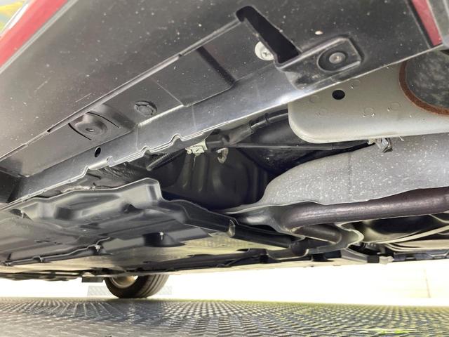 オーラ ニスモ　純正９型ナビ　全周囲カメラ　衝突軽減　プロパイロット　禁煙車　ドラレコ　コーナーセンサー　スマートキー　ＬＥＤヘッド　ビルトインＥＴＣ　純正１７インチアルミ　オートハイビーム　オートライト（22枚目）