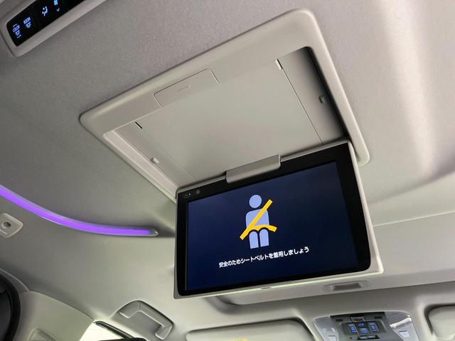 アルファード ２．５Ｓ　Ｃパッケージ　純正９型ＤＡ　サンルーフ　両側電動ドア　後席モニター　バックカメラ　レーダークルーズ　禁煙車　電動リアゲート　ハーフレザーシート　前席シートエアコン　ドラレコ　コーナーセンサー　スマートキー（4枚目）