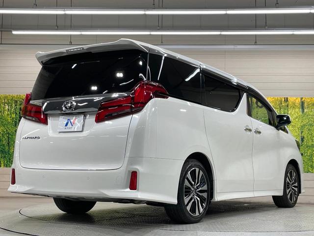 アルファード ２．５Ｓ　Ｃパッケージ　純正９型ＤＡ　サンルーフ　両側電動ドア　後席モニター　バックカメラ　レーダークルーズ　禁煙車　電動リアゲート　ハーフレザーシート　前席シートエアコン　ドラレコ　コーナーセンサー　スマートキー（18枚目）