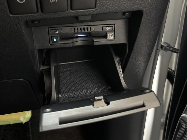 アルファード ２．５Ｓ　Ｃパッケージ　純正９型ＤＡ　サンルーフ　両側電動ドア　後席モニター　バックカメラ　レーダークルーズ　禁煙車　電動リアゲート　ハーフレザーシート　前席シートエアコン　ドラレコ　コーナーセンサー　スマートキー（42枚目）