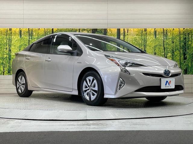 プリウス Ａプレミアム　純正９型ナビ　バックカメラ　１００Ｖ電源　衝突軽減　レーダークルーズ　禁煙車　レザーシート　パワーシート　ドラレコ　スマートキー　ＬＥＤヘッド　ビルトインＥＴＣ　オートハイビーム　車線逸脱警報（16枚目）