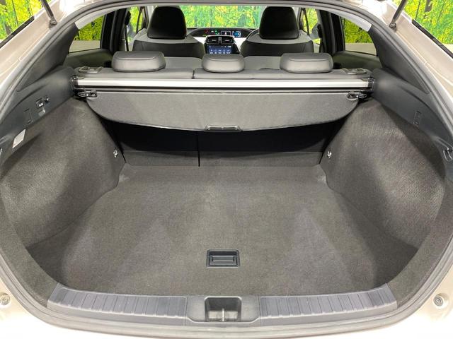 プリウス Ａプレミアム　純正９型ナビ　バックカメラ　１００Ｖ電源　衝突軽減　レーダークルーズ　禁煙車　レザーシート　パワーシート　ドラレコ　スマートキー　ＬＥＤヘッド　ビルトインＥＴＣ　オートハイビーム　車線逸脱警報（55枚目）