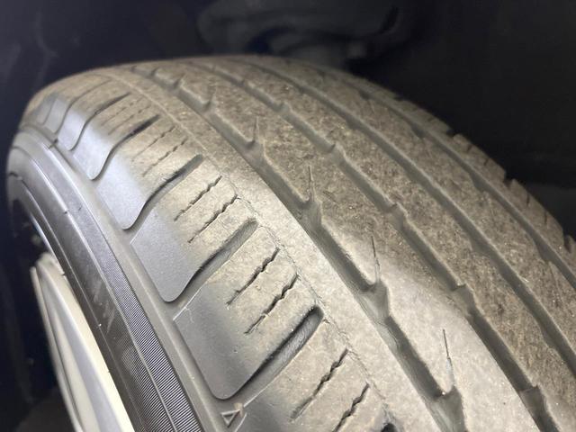 プリウス Ａプレミアム　純正９型ナビ　バックカメラ　１００Ｖ電源　衝突軽減　レーダークルーズ　禁煙車　レザーシート　パワーシート　ドラレコ　スマートキー　ＬＥＤヘッド　ビルトインＥＴＣ　オートハイビーム　車線逸脱警報（66枚目）