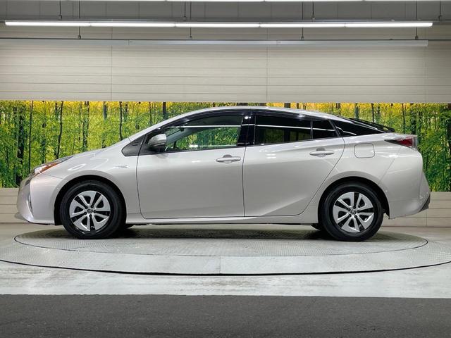 プリウス Ａプレミアム　純正９型ナビ　バックカメラ　１００Ｖ電源　衝突軽減　レーダークルーズ　禁煙車　レザーシート　パワーシート　ドラレコ　スマートキー　ＬＥＤヘッド　ビルトインＥＴＣ　オートハイビーム　車線逸脱警報（67枚目）
