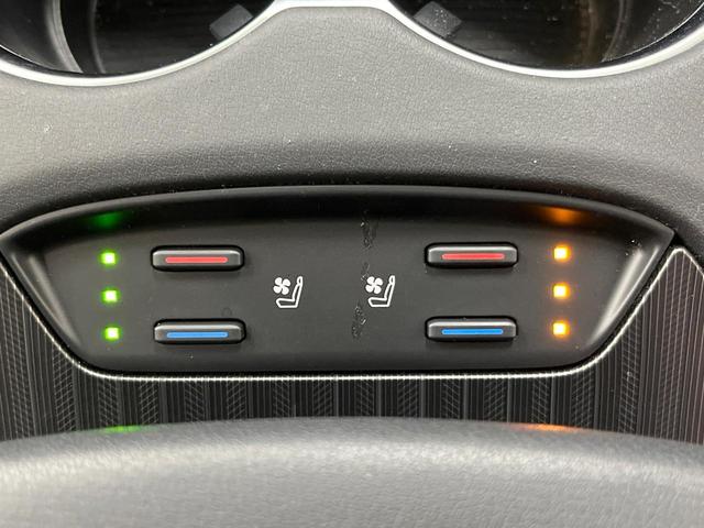 【シートヒーター】寒い日に重宝するシートヒーター！エアコンより早く温まってくれるので寒がりの人も安心ですね♪エアコンの温風は乾燥するから苦手、という方にもをおすすめです。