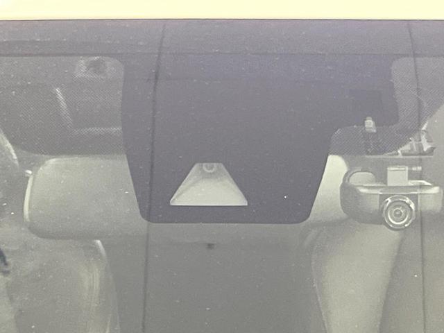 C-HR G 9型フローティングナビ 衝突軽減装置 レーダークルーズ ブラインドスポットモニター LEDヘッドライト ドラレコ ETC Bluetooth シートリフター オートエアコン スマートキー(6枚目)