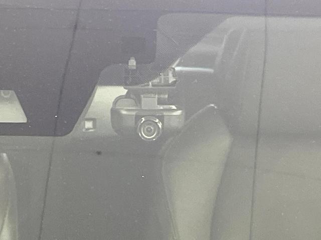 C-HR G 9型フローティングナビ 衝突軽減装置 レーダークルーズ ブラインドスポットモニター LEDヘッドライト ドラレコ ETC Bluetooth シートリフター オートエアコン スマートキー(7枚目)