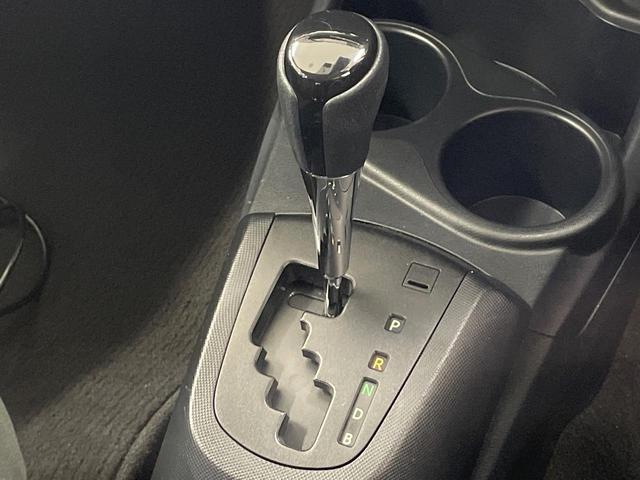 アクア Ｓスタイルブラック　ＳＤナビ　ＥＴＣ　ドラレコ　バックカメラ　スマートキー　プッシュスタート　衝突軽減装置　オートエアコン　フルセグＴＶ　Ｂｌｕｅｔｏｏｔｈ　電動格納ドアミラー　プライバシーガラス　横滑り防止装置（24枚目）