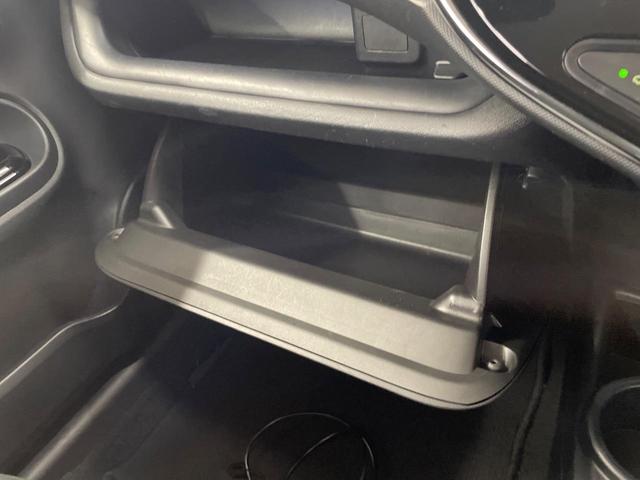 アクア Ｓスタイルブラック　ＳＤナビ　ＥＴＣ　ドラレコ　バックカメラ　スマートキー　プッシュスタート　衝突軽減装置　オートエアコン　フルセグＴＶ　Ｂｌｕｅｔｏｏｔｈ　電動格納ドアミラー　プライバシーガラス　横滑り防止装置（49枚目）