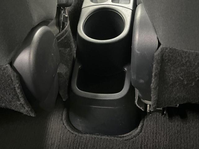 アクア Ｓスタイルブラック　ＳＤナビ　ＥＴＣ　ドラレコ　バックカメラ　スマートキー　プッシュスタート　衝突軽減装置　オートエアコン　フルセグＴＶ　Ｂｌｕｅｔｏｏｔｈ　電動格納ドアミラー　プライバシーガラス　横滑り防止装置（50枚目）