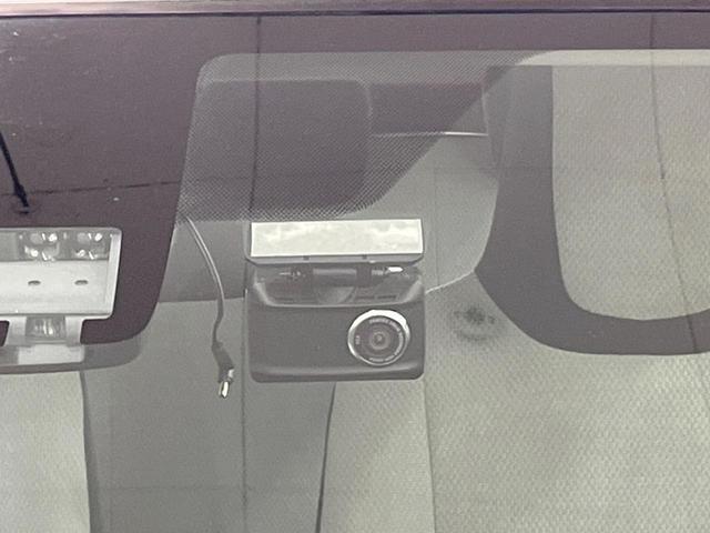 アクア Ｌ　ＳＤナビ　衝突軽減装置　バックカメラ　ドラレコ　Ｂｌｕｅｔｏｏｔｈ　ＬＥＤヘッドライト　キーレスエントリー　電動格納ドアミラー　横滑り防止装置（6枚目）