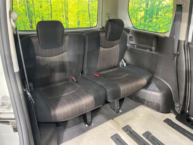 セレナ ハイウェイスター　Ｖセレ＋セーフティＩＩ　ＳＨＶ　ＳＤナビ　全周囲カメラ　両側電動スライド　衝突軽減装置　ＨＩＤヘッド　クルーズコントロール　オートエアコン　シートリフター　サンシェード　リアオートエアコン　アイドリングストップ　電動格納ドアミラー（10枚目）