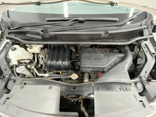 セレナ ハイウェイスター　Ｖセレ＋セーフティＩＩ　ＳＨＶ　ＳＤナビ　全周囲カメラ　両側電動スライド　衝突軽減装置　ＨＩＤヘッド　クルーズコントロール　オートエアコン　シートリフター　サンシェード　リアオートエアコン　アイドリングストップ　電動格納ドアミラー（18枚目）