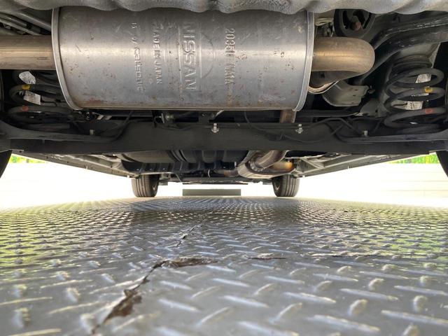 セレナ ハイウェイスター　Ｖセレ＋セーフティＩＩ　ＳＨＶ　ＳＤナビ　全周囲カメラ　両側電動スライド　衝突軽減装置　ＨＩＤヘッド　クルーズコントロール　オートエアコン　シートリフター　サンシェード　リアオートエアコン　アイドリングストップ　電動格納ドアミラー（19枚目）