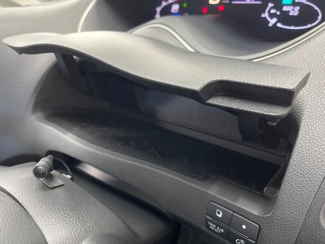 セレナ ハイウェイスター　Ｖセレ＋セーフティＩＩ　ＳＨＶ　ＳＤナビ　全周囲カメラ　両側電動スライド　衝突軽減装置　ＨＩＤヘッド　クルーズコントロール　オートエアコン　シートリフター　サンシェード　リアオートエアコン　アイドリングストップ　電動格納ドアミラー（53枚目）