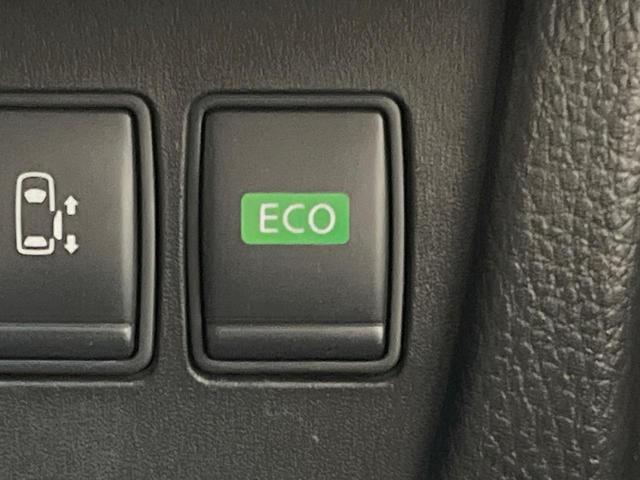 セレナ ハイウェイスター　Ｖセレ＋セーフティＩＩ　ＳＨＶ　ＳＤナビ　全周囲カメラ　両側電動スライド　衝突軽減装置　ＨＩＤヘッド　クルーズコントロール　オートエアコン　シートリフター　サンシェード　リアオートエアコン　アイドリングストップ　電動格納ドアミラー（57枚目）