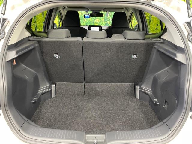 アクア Ｇ　純正ＤＡ　衝突軽減装置　ＬＥＤヘッドライト　レーダークルーズ　ＥＴＣ　ドラレコ　Ｂｌｕｅｔｏｏｔｈ　シートヒーター　ステアリングヒーター　オートエアコン　シートリフター　オートライト　電動格納ミラー（10枚目）