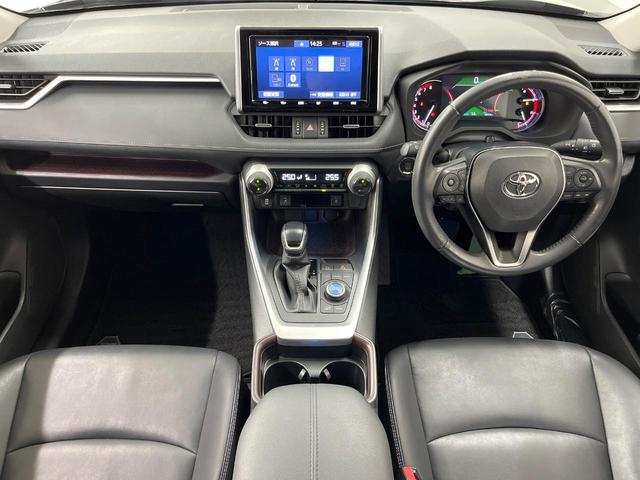 ＲＡＶ４ Ｇ　Ｚパッケージ　純正９型ナビ　衝突軽減装置　レーダークルーズ　ブラインドスポットモニター　パワーシート　電動リアゲート　ＥＴＣ　Ｂｌｕｅｔｏｏｔｈ　シートヒーター　ステアリングヒーター　バックカメラ　ＬＥＤヘッド（2枚目）