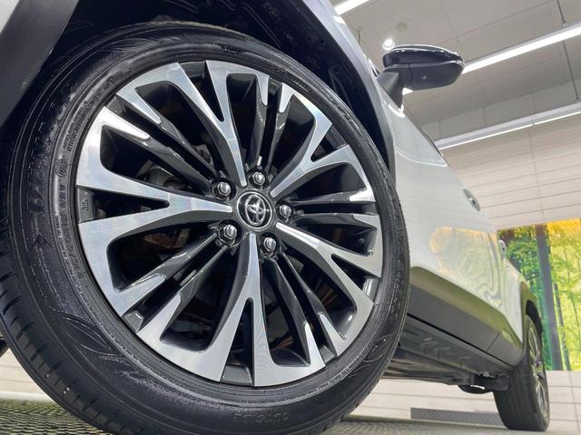 ヤリスクロス ハイブリッドＺ　純正８型ＤＡ　全周囲カメラ　衝突軽減装置　レーダークルーズ　ＥＴＣ　ブラインドスポットモニター　Ｂｌｕｅｔｏｏｔｈ　ＬＥＤヘッド　シートヒーター　オートエアコン　パワーシート　１８インチアルミ（13枚目）