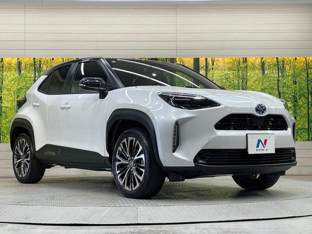 ヤリスクロス ハイブリッドＺ　純正８型ＤＡ　全周囲カメラ　衝突軽減装置　レーダークルーズ　ＥＴＣ　ブラインドスポットモニター　Ｂｌｕｅｔｏｏｔｈ　ＬＥＤヘッド　シートヒーター　オートエアコン　パワーシート　１８インチアルミ（16枚目）