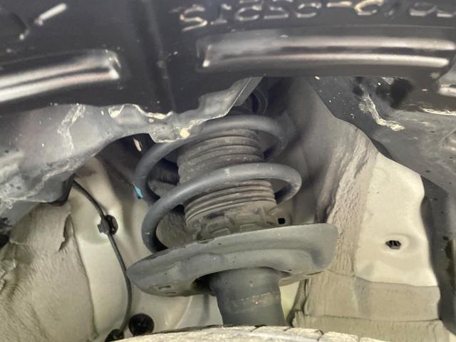 ヤリスクロス ハイブリッドＺ　純正８型ＤＡ　全周囲カメラ　衝突軽減装置　レーダークルーズ　ＥＴＣ　ブラインドスポットモニター　Ｂｌｕｅｔｏｏｔｈ　ＬＥＤヘッド　シートヒーター　オートエアコン　パワーシート　１８インチアルミ（20枚目）