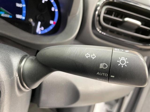 ヤリスクロス ハイブリッドＺ　純正８型ＤＡ　全周囲カメラ　衝突軽減装置　レーダークルーズ　ＥＴＣ　ブラインドスポットモニター　Ｂｌｕｅｔｏｏｔｈ　ＬＥＤヘッド　シートヒーター　オートエアコン　パワーシート　１８インチアルミ（27枚目）