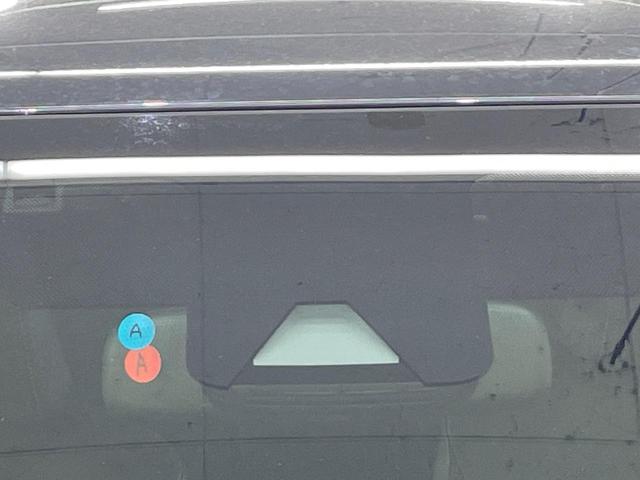 ヤリスクロス ハイブリッドＺ　純正８型ＤＡ　全周囲カメラ　衝突軽減装置　レーダークルーズ　ＥＴＣ　ブラインドスポットモニター　Ｂｌｕｅｔｏｏｔｈ　ＬＥＤヘッド　シートヒーター　オートエアコン　パワーシート　１８インチアルミ（29枚目）