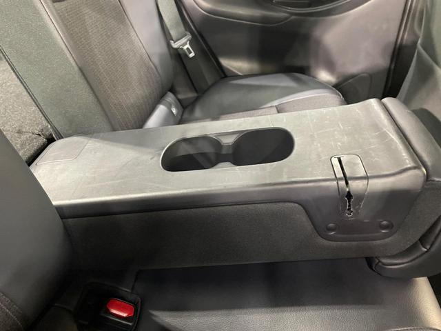 ヤリスクロス ハイブリッドＺ　純正８型ＤＡ　全周囲カメラ　衝突軽減装置　レーダークルーズ　ＥＴＣ　ブラインドスポットモニター　Ｂｌｕｅｔｏｏｔｈ　ＬＥＤヘッド　シートヒーター　オートエアコン　パワーシート　１８インチアルミ（51枚目）