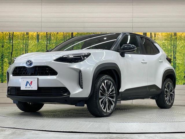 ヤリスクロス ハイブリッドＺ　純正８型ＤＡ　全周囲カメラ　衝突軽減装置　レーダークルーズ　ＥＴＣ　ブラインドスポットモニター　Ｂｌｕｅｔｏｏｔｈ　ＬＥＤヘッド　シートヒーター　オートエアコン　パワーシート　１８インチアルミ（56枚目）