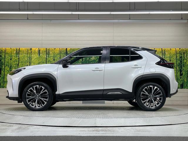 ヤリスクロス ハイブリッドＺ　純正８型ＤＡ　全周囲カメラ　衝突軽減装置　レーダークルーズ　ＥＴＣ　ブラインドスポットモニター　Ｂｌｕｅｔｏｏｔｈ　ＬＥＤヘッド　シートヒーター　オートエアコン　パワーシート　１８インチアルミ（58枚目）