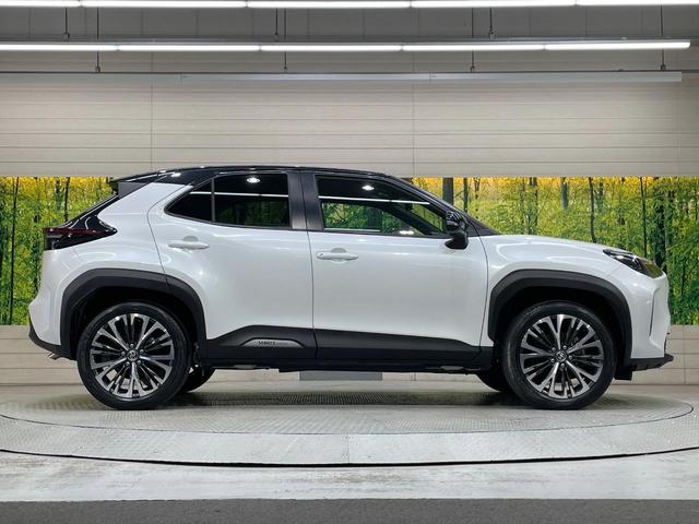 ヤリスクロス ハイブリッドＺ　純正８型ＤＡ　全周囲カメラ　衝突軽減装置　レーダークルーズ　ＥＴＣ　ブラインドスポットモニター　Ｂｌｕｅｔｏｏｔｈ　ＬＥＤヘッド　シートヒーター　オートエアコン　パワーシート　１８インチアルミ（59枚目）