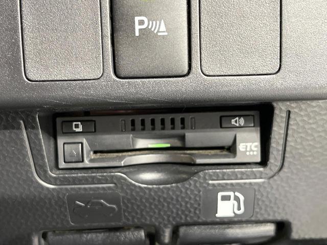 ルーミー カスタムＧ　純正９型ナビ　両側電動ドア　バックカメラ　レーダークルーズ　禁煙車　コーナーセンサー　スマートキー　ＬＥＤヘッド　ビルトインＥＴＣ　純正１４インチアルミ　オートハイビーム　車線逸脱警報（6枚目）