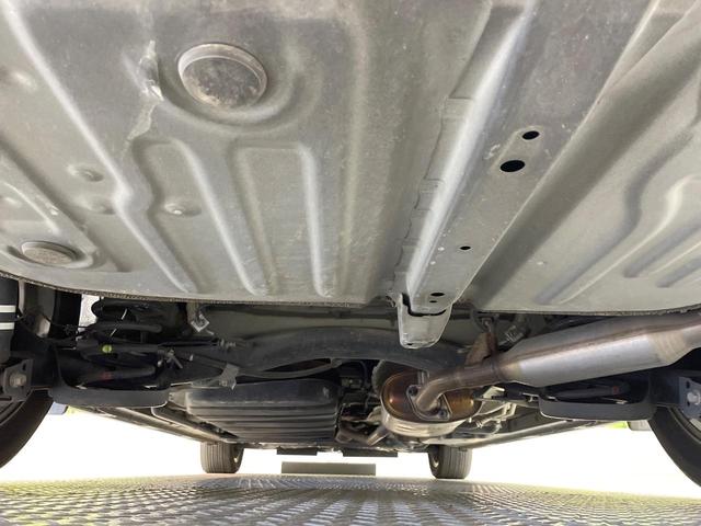 ヴォクシー ハイブリッドＺＳ　煌　純正９型ＳＤナビ　後席モニター　両側電動ドア　バックカメラ　衝突被害軽減システム　禁煙車　ドラレコ　スマートキー　ＬＥＤヘッド　ビルトインＥＴＣ　クルコン　純正１６ＡＷ　オートライト　デュアルエアコン（19枚目）