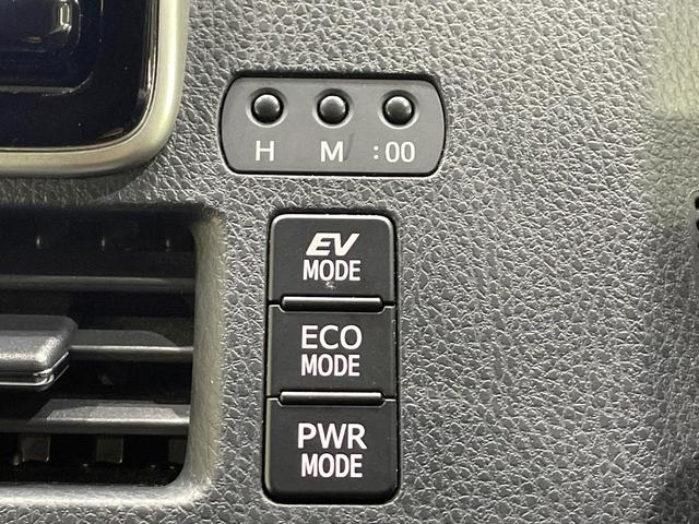 ヴォクシー ハイブリッドＺＳ　煌　純正９型ＳＤナビ　後席モニター　両側電動ドア　バックカメラ　衝突被害軽減システム　禁煙車　ドラレコ　スマートキー　ＬＥＤヘッド　ビルトインＥＴＣ　クルコン　純正１６ＡＷ　オートライト　デュアルエアコン（32枚目）