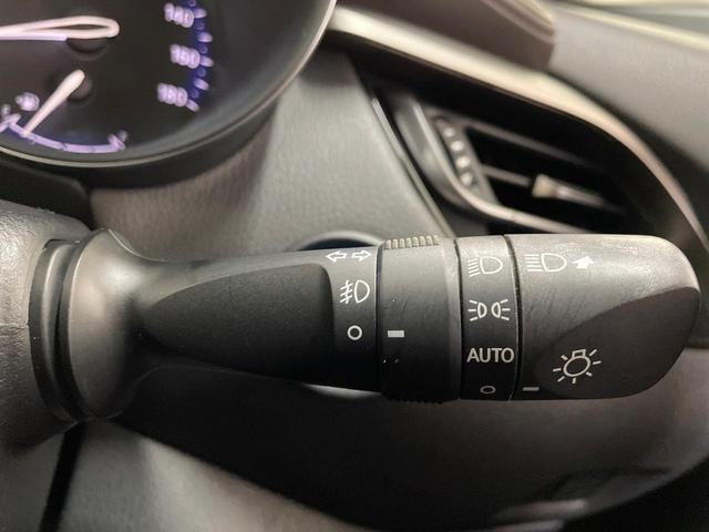 C-HR G LEDエディション 純正ナビ バックカメラ レーダークルーズ 禁煙車 ハーフレザーシート コーナーセンサー スマートキー LEDヘッド ビルトインETC 純正18インチアルミ オートハイビーム 車線逸脱警報(30枚目)