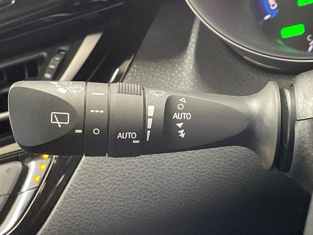 C-HR G LEDエディション 純正ナビ バックカメラ レーダークルーズ 禁煙車 ハーフレザーシート コーナーセンサー スマートキー LEDヘッド ビルトインETC 純正18インチアルミ オートハイビーム 車線逸脱警報(31枚目)