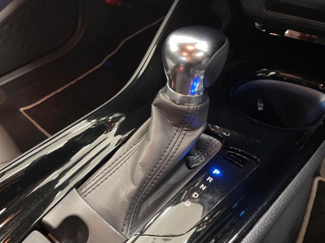 C-HR G LEDエディション 純正ナビ バックカメラ レーダークルーズ 禁煙車 ハーフレザーシート コーナーセンサー スマートキー LEDヘッド ビルトインETC 純正18インチアルミ オートハイビーム 車線逸脱警報(36枚目)